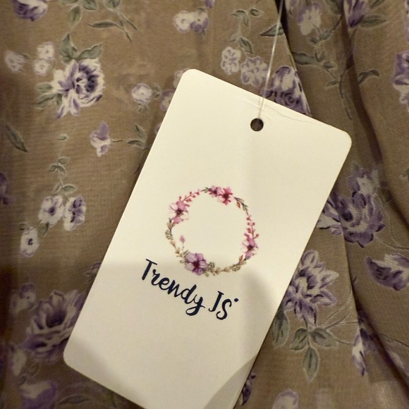 Floral Smocked Blouse - Tan NWT - Picture 2 of 4